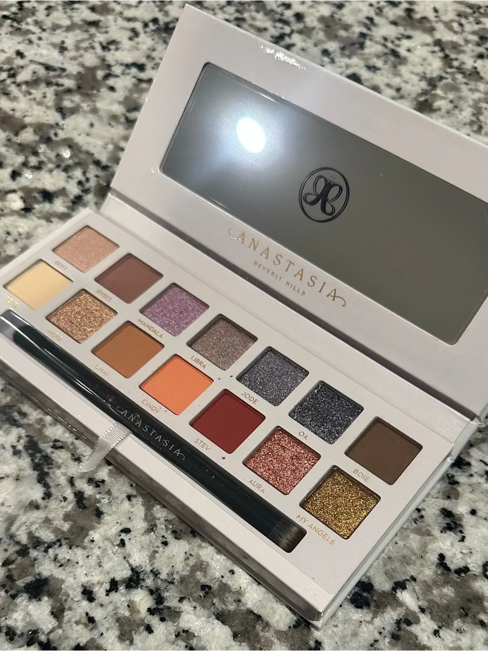 Anastasia Beverly Hills Carli Bybel Palette